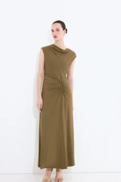 Vestido entallado frunces sin mangas