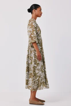 Vestido estampado fluido