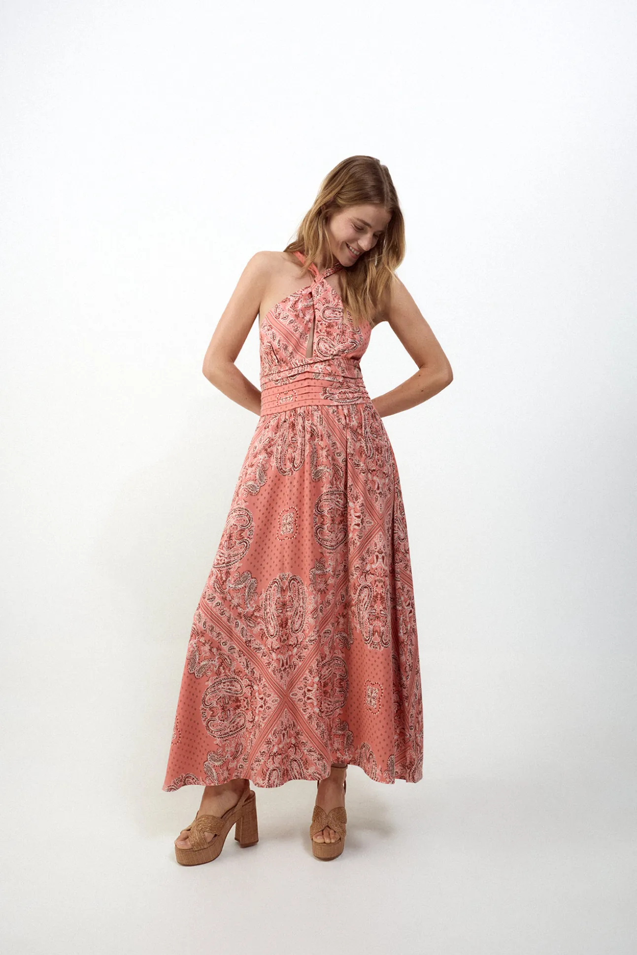 Vestido estampado halter