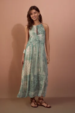 Vestido estampado halter fluido