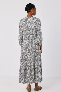 Vestido estampado vuelo