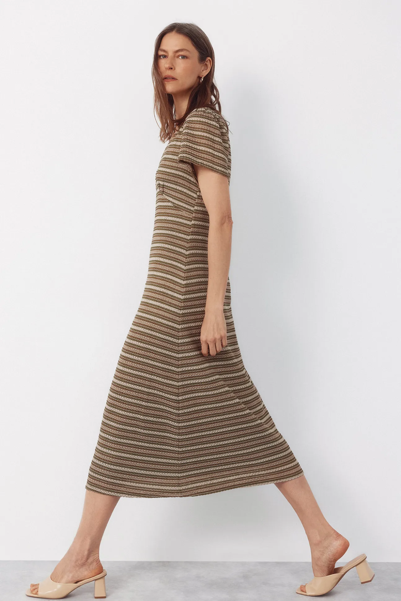 Vestido estructura rayas