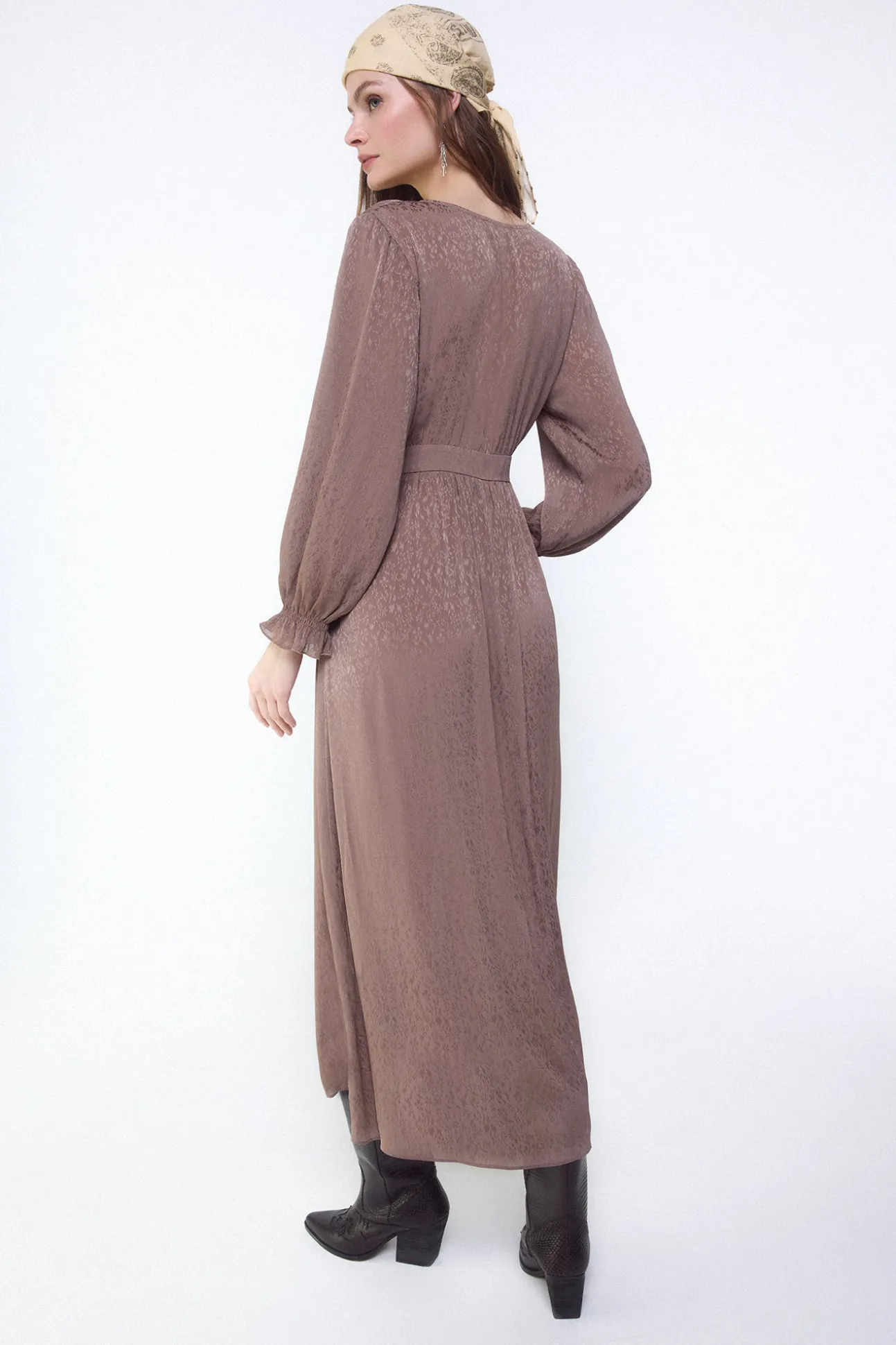 Vestido fluido jacquard