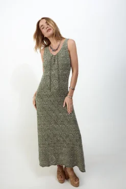 Vestido largo calado