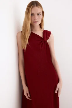 Vestido largo escote asimétrico
