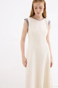 Vestido largo midi cortes