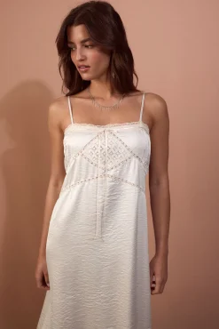 Vestido lencero satinado
