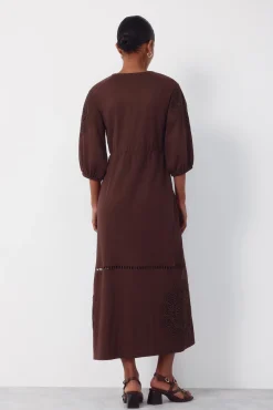 Vestido parche guipur floral