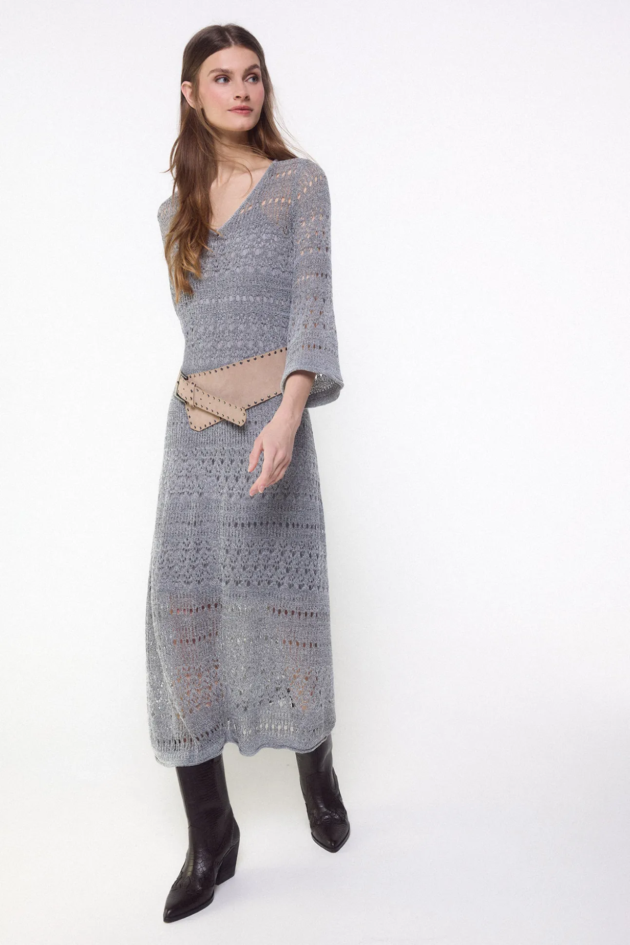 Vestido punto calado