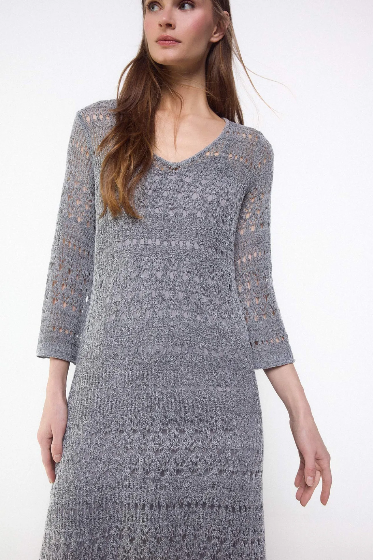 Vestido punto calado