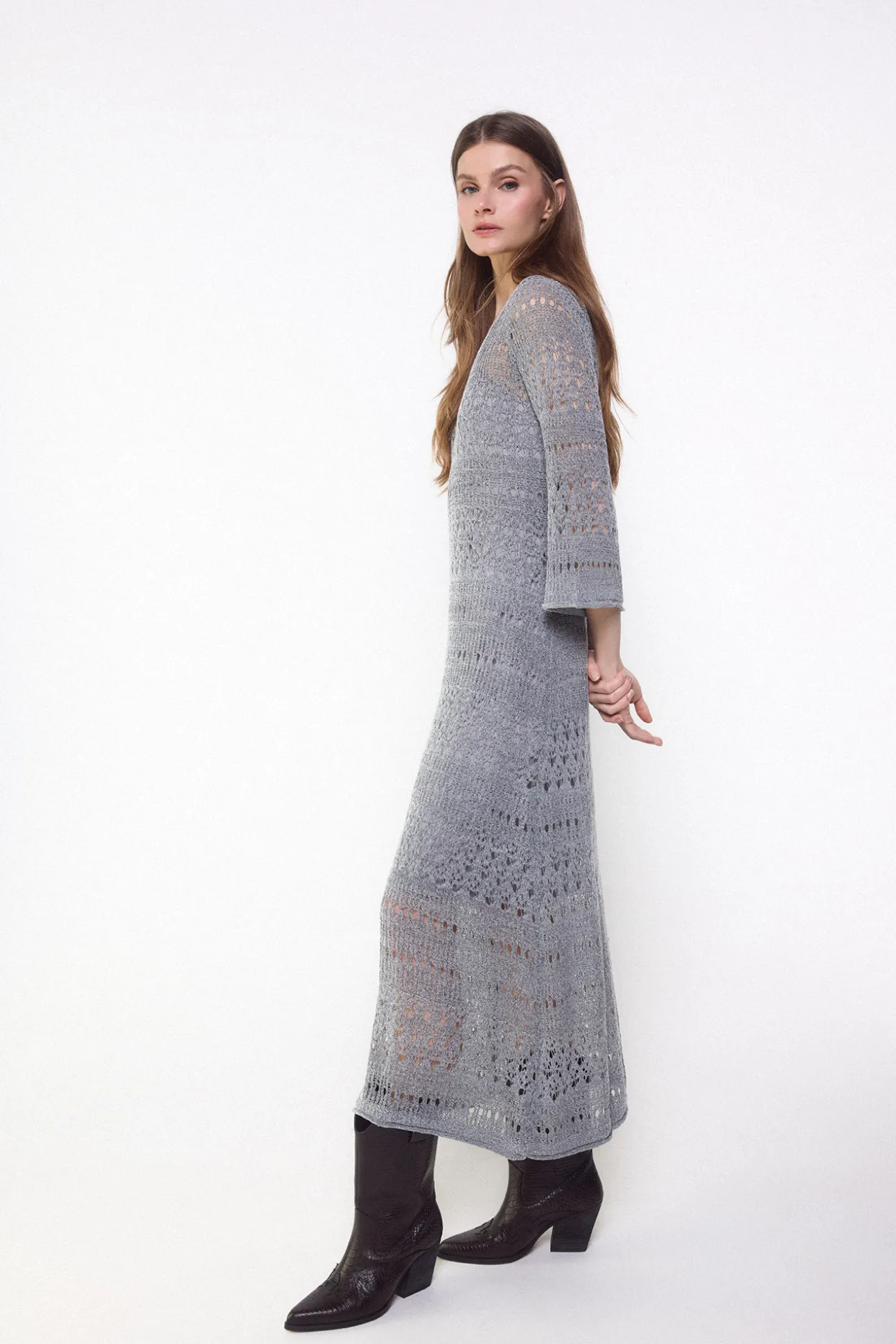 Vestido punto calado