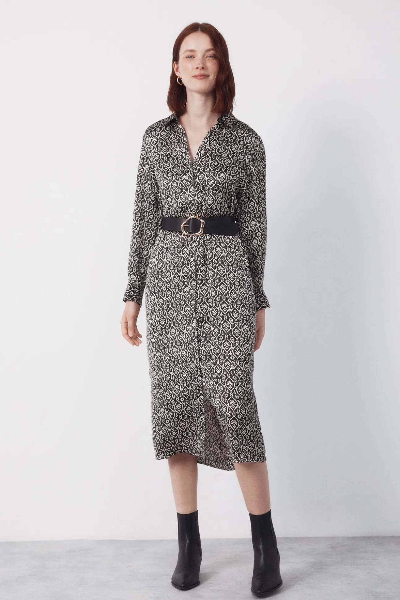 Vestido satinado camisero
