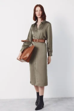 Vestido satinado camisero