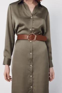 Vestido satinado camisero