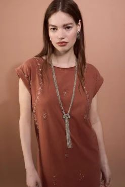 Vestido tachas