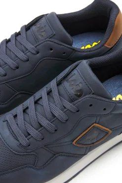 Zapatilla running efecto piel