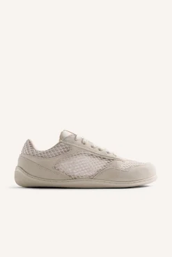 Zapatillas piel y rejilla