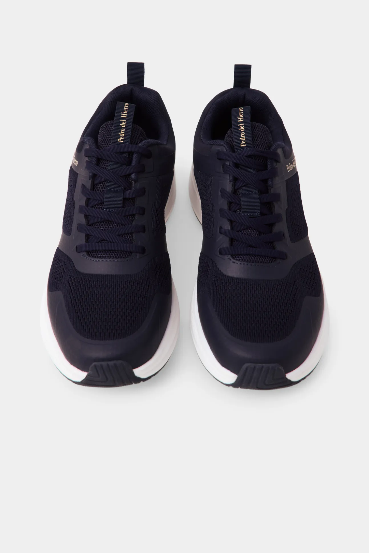 Zapatilla tejido ultraligero cordones