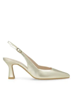 Zapatos de salón destalonados en piel