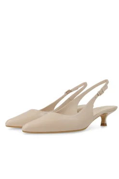 Zapatos de salón destalonados en piel