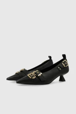 Zapatos de salón en piel con adornos